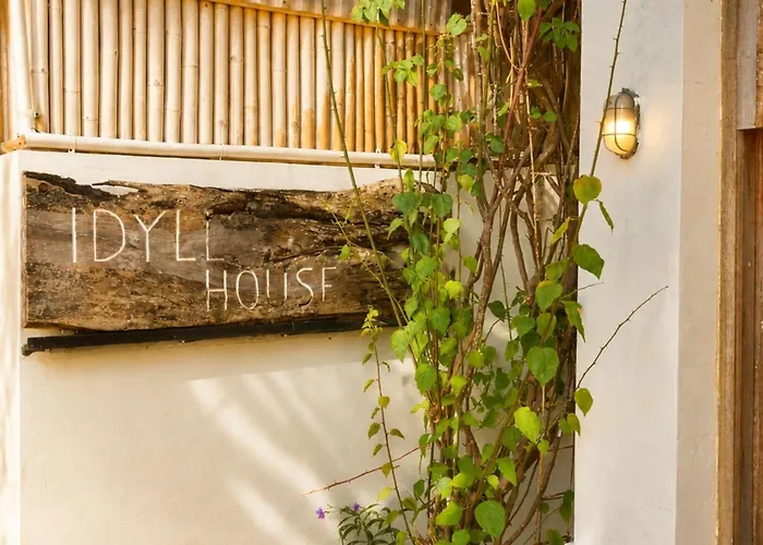 ホームステイ Idyll House *